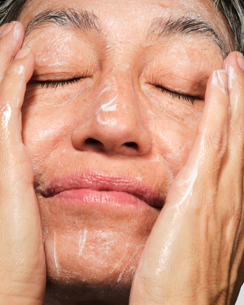 Ein Cleanser, der deine Haut respektiert